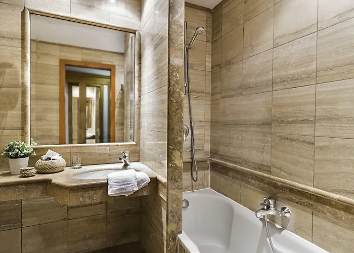 Diplomatic Otel 3*