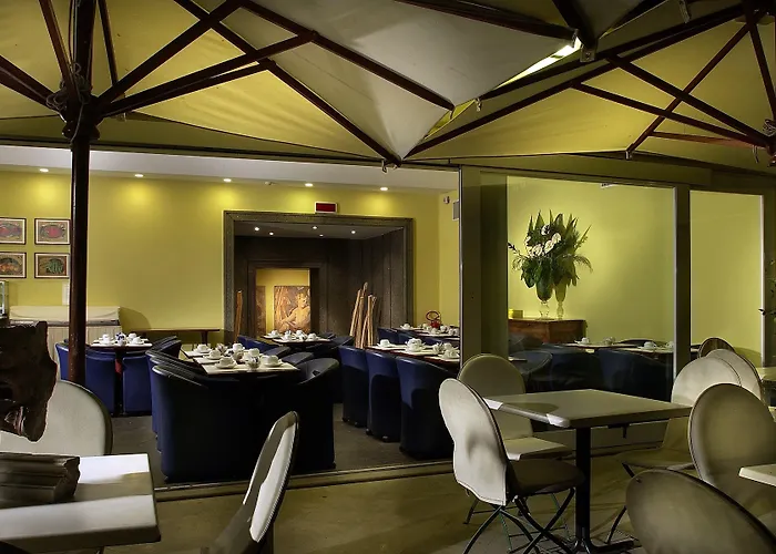 Diplomatic Otel 3*
