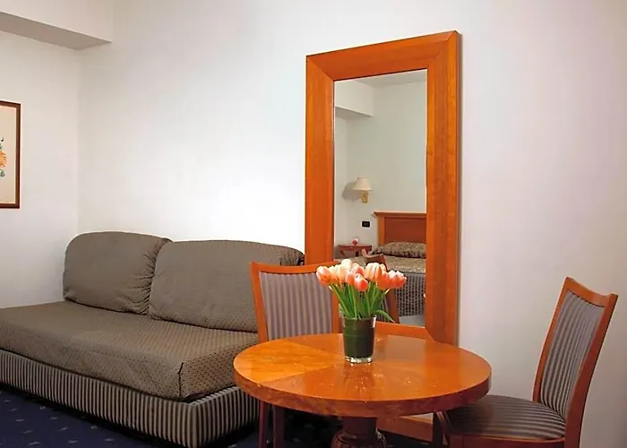 Diplomatic Otel