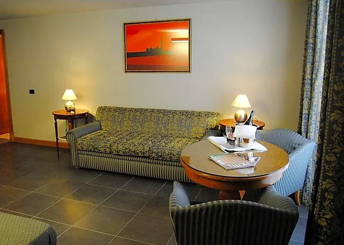 Otel Diplomatic 3*